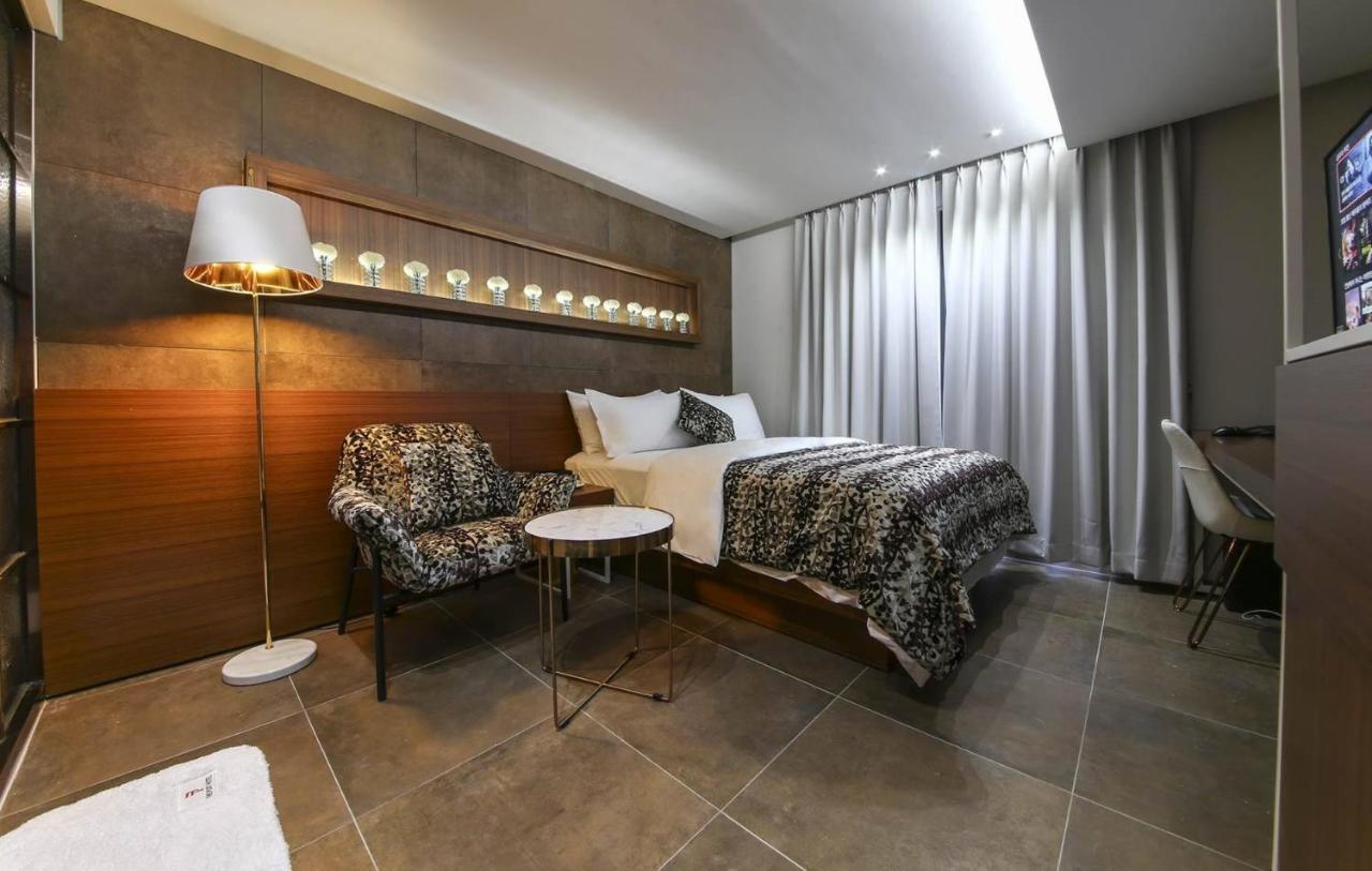 The Post Hotel Сеул Екстериор снимка